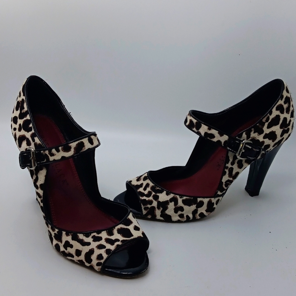 WHBM  GORGEOUS LEATHER HEELS